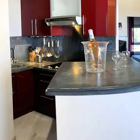 Apartment Le Rouge Et Le Noir 45 M2 Sur Coursives Gde Terrasse Port Nature Naturiste *