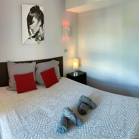 아파트 Le Rouge Et Le Noir 45 M2 Sur Coursives Gde Terrasse Port Nature Naturiste 아그