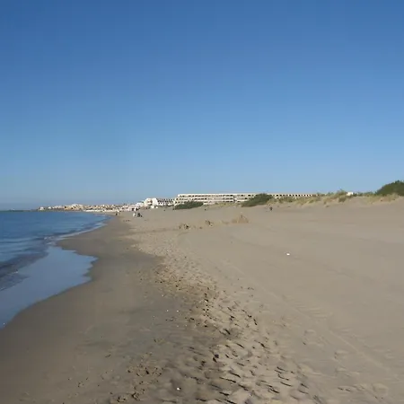 Le Rouge Et Le Noir 45 M2 Sur Coursives Gde Terrasse Port Nature Naturiste 아파트