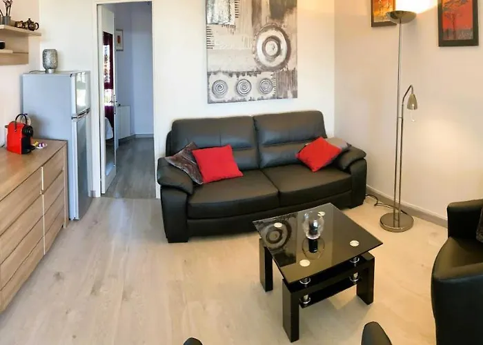 Le Rouge Et Le Noir 45 M2 Sur Coursives Gde Terrasse Port Nature Naturiste Appartamento